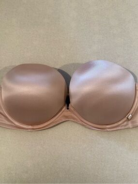 Victoria's Secret Very Sexy Strapless Push Up Bra - 36C